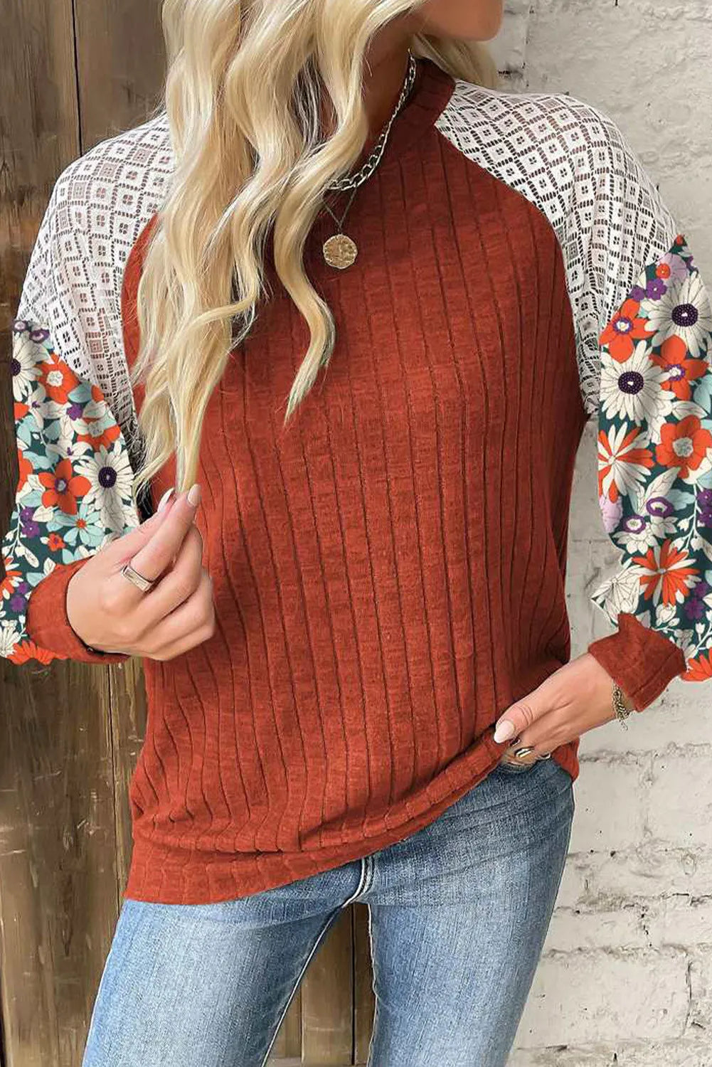 Women's Printed Long Sleeve Round Neck Top - Comfortable & Versatile Basic Blouse