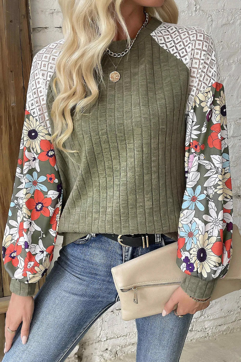 Women's Printed Long Sleeve Round Neck Top - Comfortable & Versatile Basic Blouse