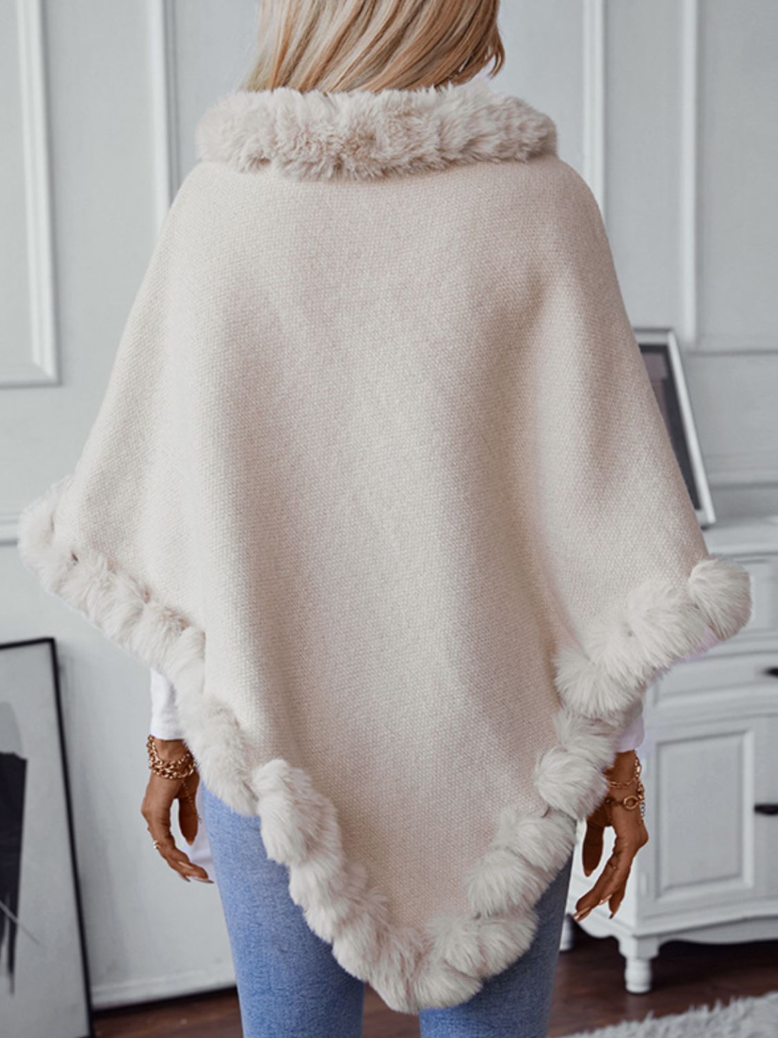 Women's Fuzzy Trim Three-Quarter Sleeve Poncho | Soft Acrylic Texture for Everyday Wear