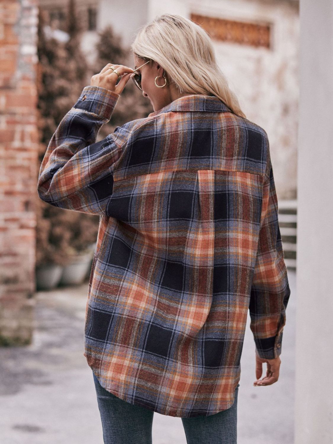 Women's Plaid Longline Shirt with Pockets - Dropped Shoulder Oversized Design