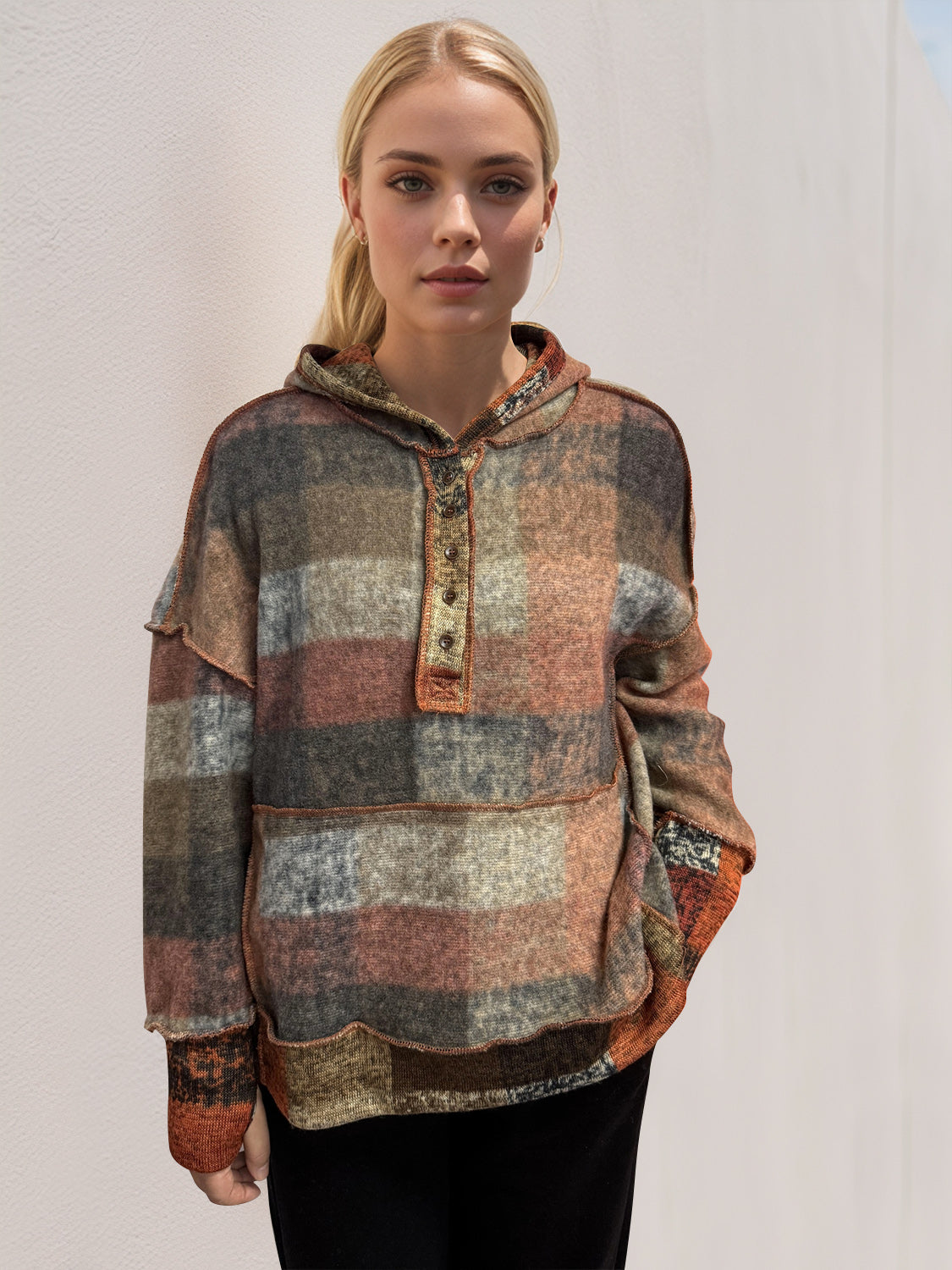 Women’s Oversized Plaid Hoodie with Dropped Shoulders and Pocket