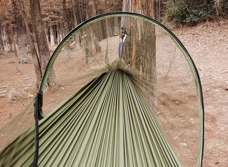 Camping Hammock with Mosquito Net - Automatic Quick-Open and Anti-Rollover Feature - 260x140cm