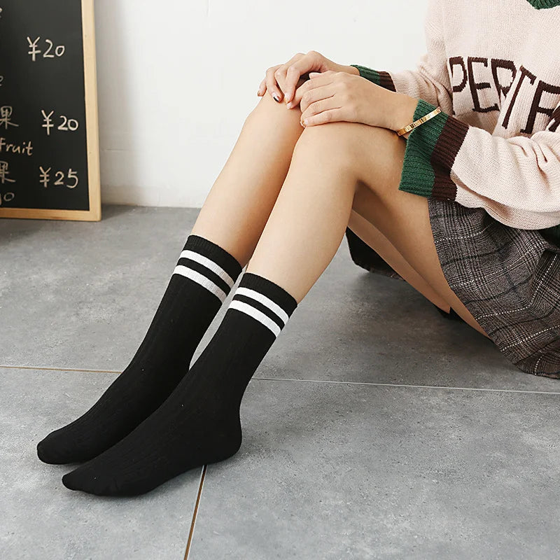 Women's Striped Retro Cotton Tube Socks - High-Quality Blend for Everyday Comfort and Style