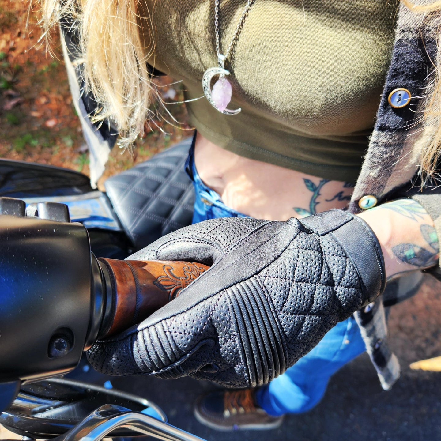 Cortech Scrapper Women's Leather Motorcycle Gloves - Durable & Versatile - Touchscreen Capability