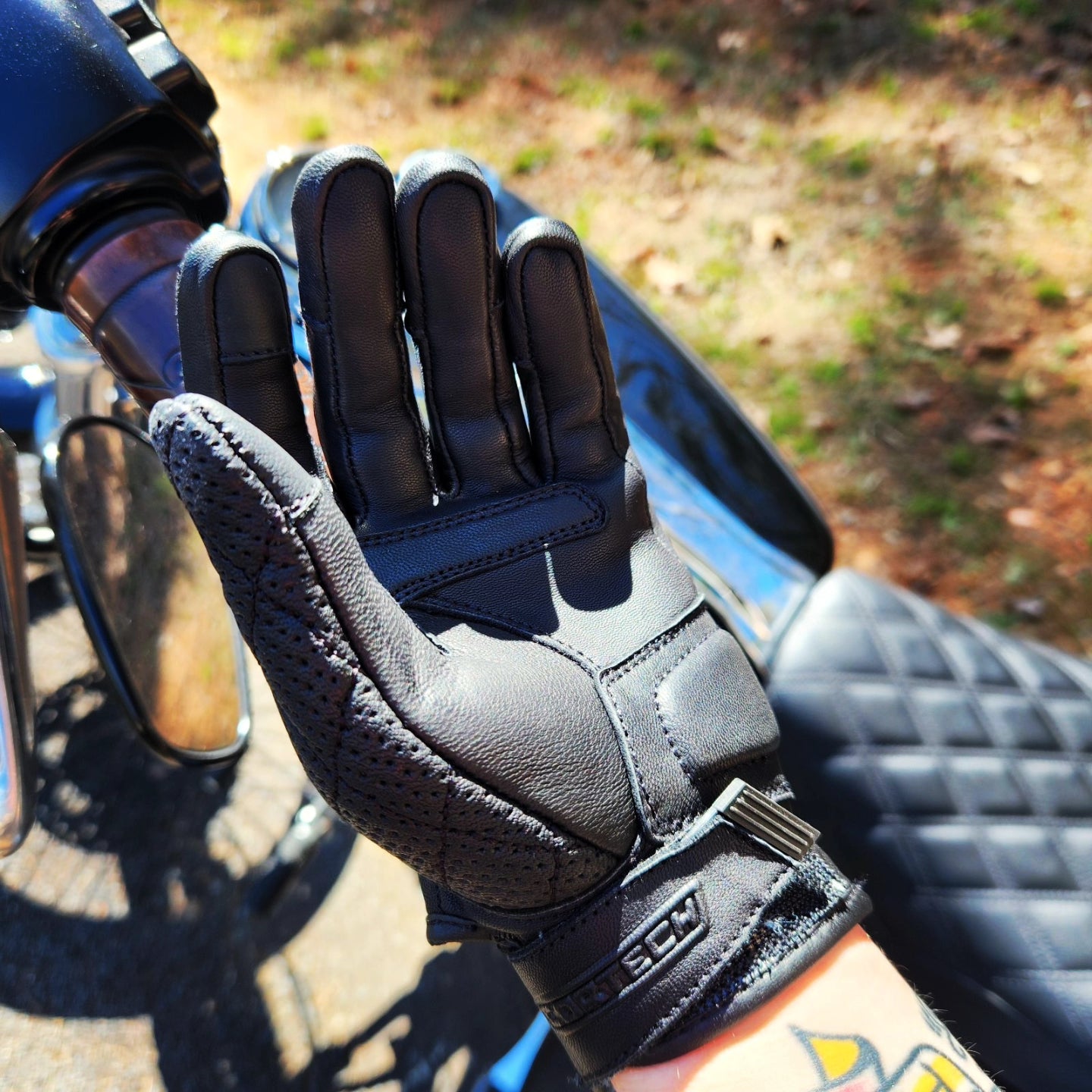 Cortech Scrapper Women's Leather Motorcycle Gloves - Durable & Versatile - Touchscreen Capability