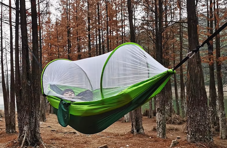 Camping Hammock with Mosquito Net - Automatic Quick-Open and Anti-Rollover Feature - 260x140cm