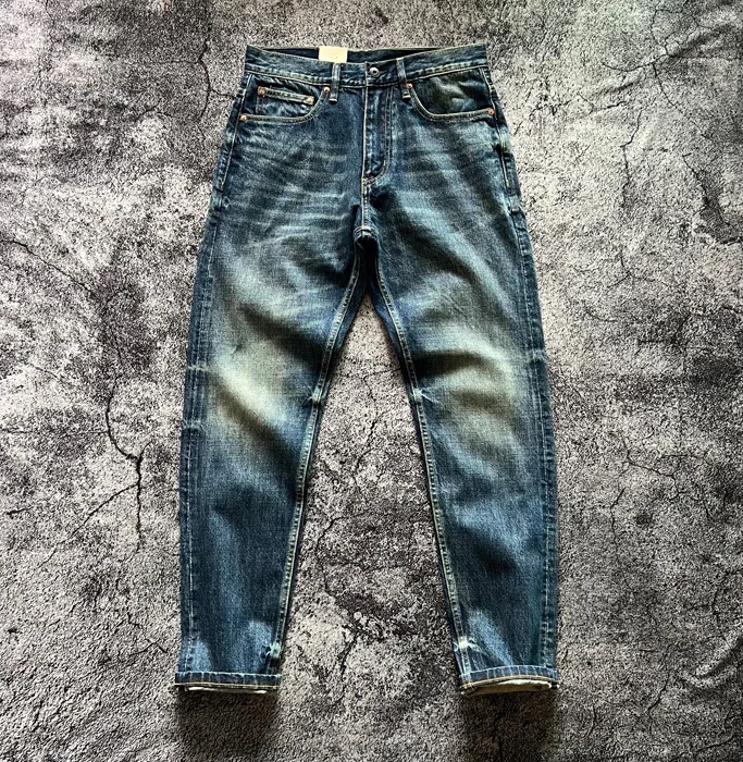 Vintage Red Selvedge Denim Jeans for Men - 100% Cotton - Tapered Straight Leg - 4-Season Wear