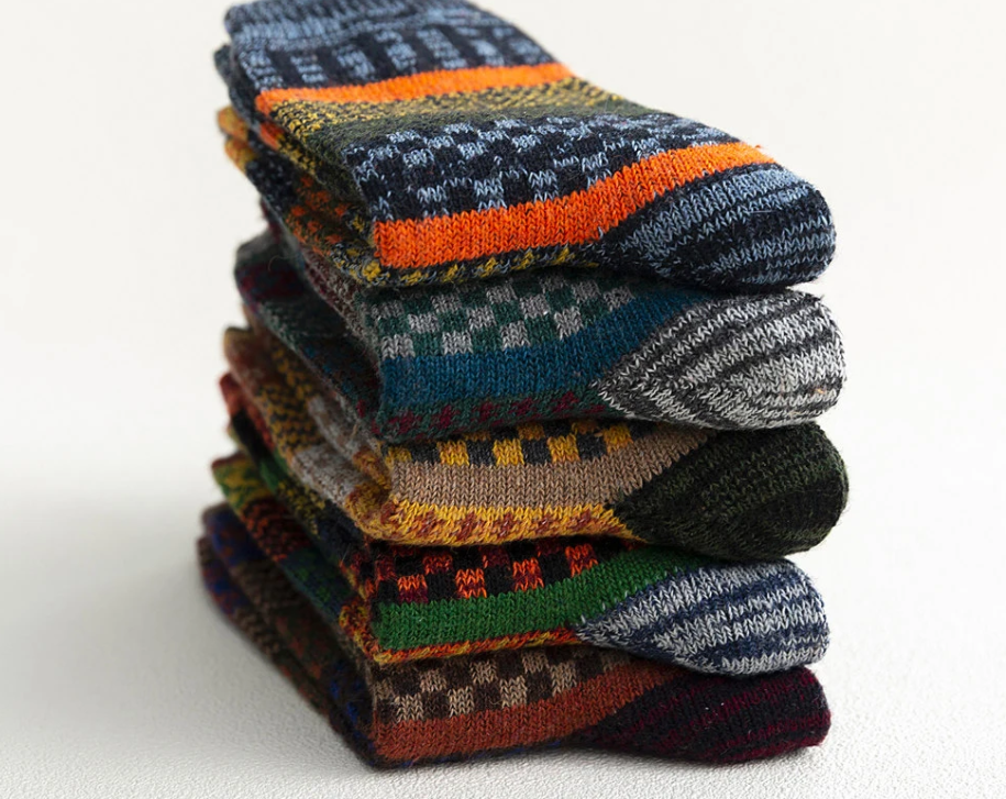 Men's Retro Winter Thicken Sheep's Wool Socks - Colorful 5 Pairs - Warm and Cozy Winter Socks