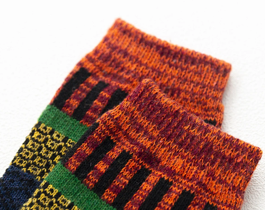 Men's Retro Winter Thicken Sheep's Wool Socks - Colorful 5 Pairs - Warm and Cozy Winter Socks