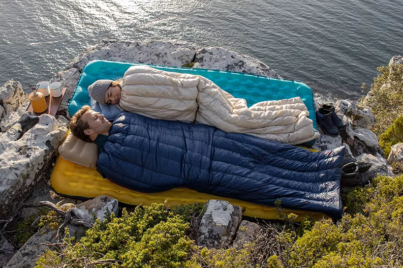 Naturehike Waterproof Ultralight Goose Down Sleeping Bag - 800 Fill Power Water Resistant Nylon Fabric Temperature Rating 5°C