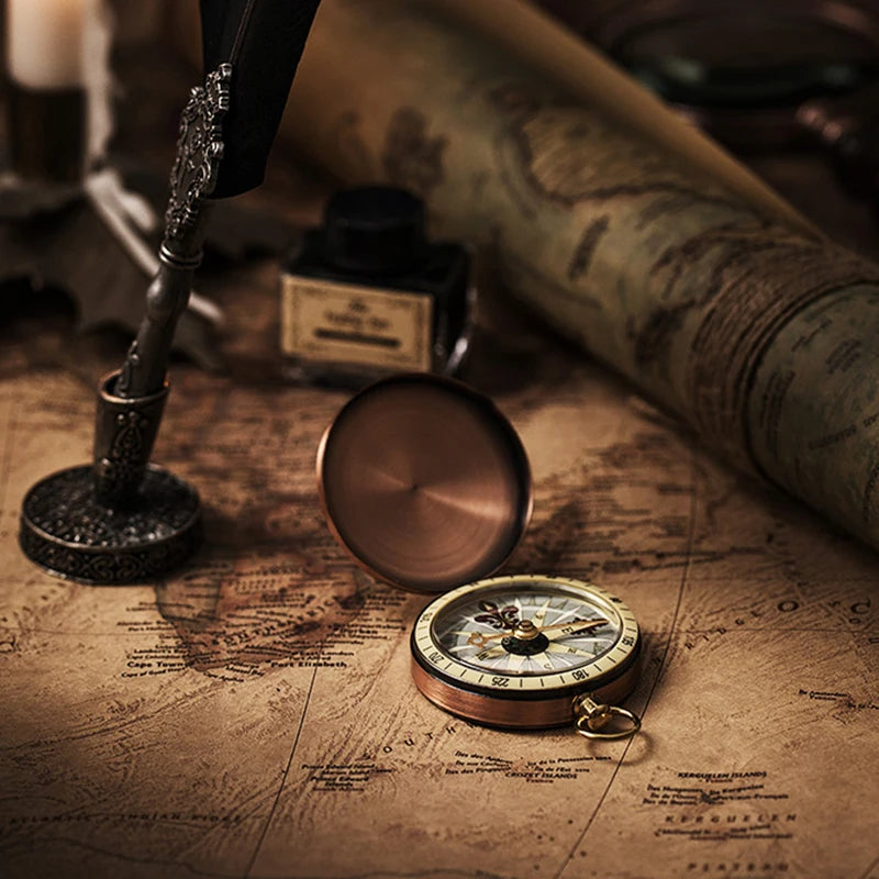 Vintage-Style Copper Compass Watch with Flip Cover - A Trusty Navigation Tool for Outdoor Enthusiasts