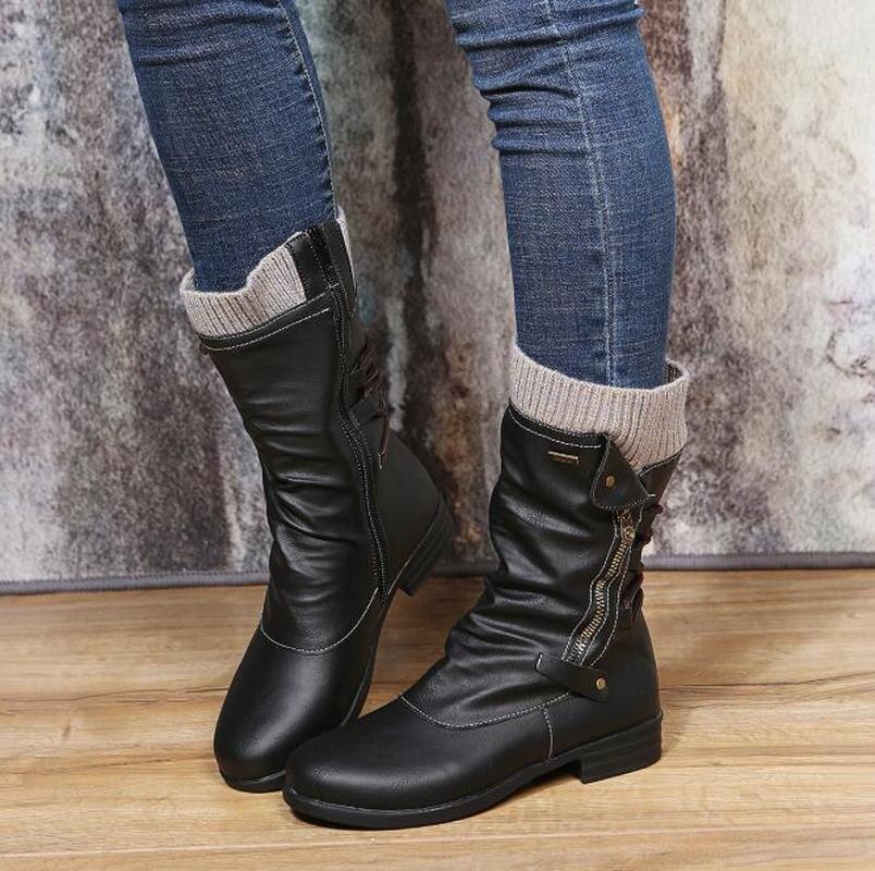 Women's Casual Mid-Calf Flat Round Toe Boots - Breathable PU Lining - Square Heel - Zip Closure