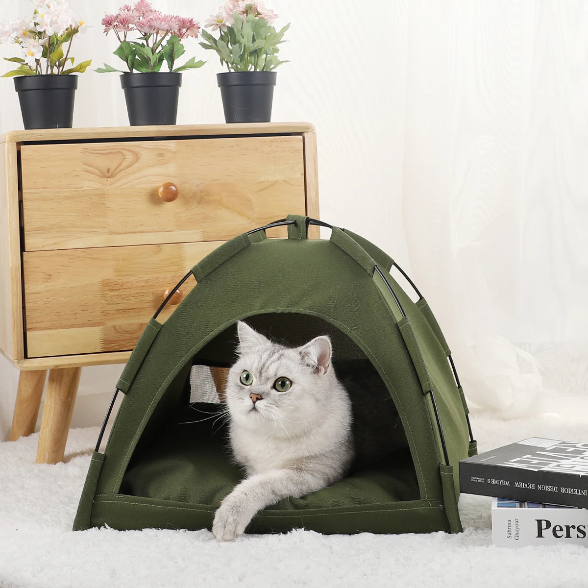 Super Cozy Pet Tent Bed - Warm - Breathable - Insulated Design for Furry Friends