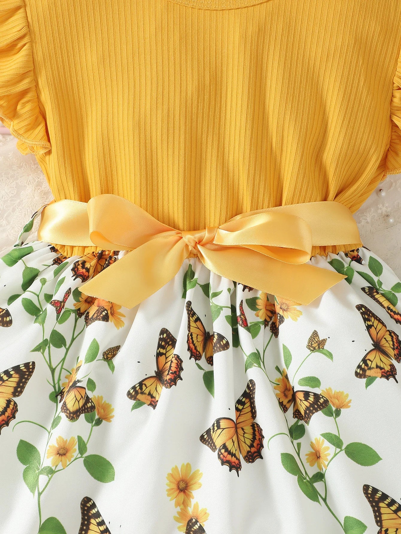 Floral Butterfly Print Dress for Kids - Girls 4-7 Years - Flutter Sleeve - Bow Accent - Knee-Length A-Line Skirt - Summer Party Clothes for Children