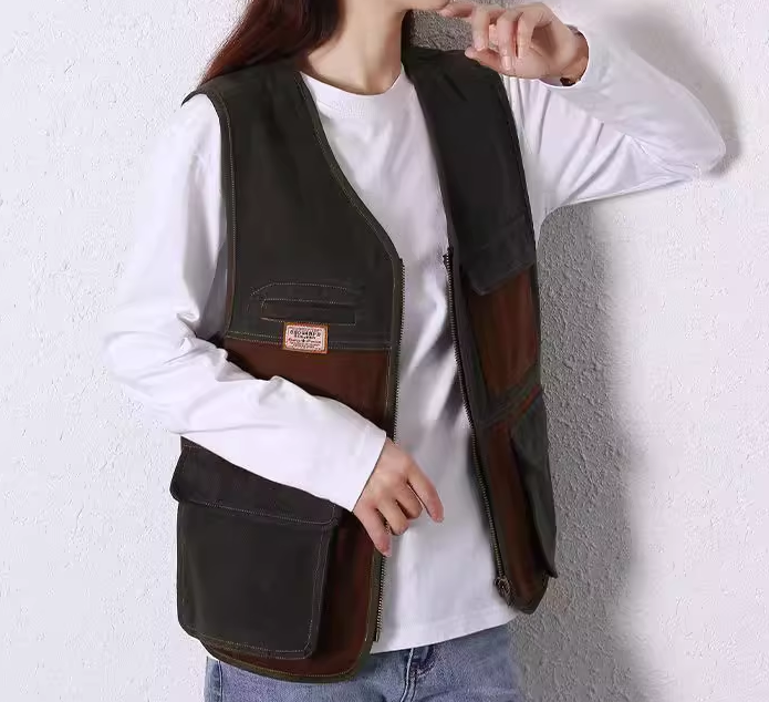 Vintage-Inspired Cotton Multi-Pocket Vest for Men and Women - Soft - Casual - Stylish