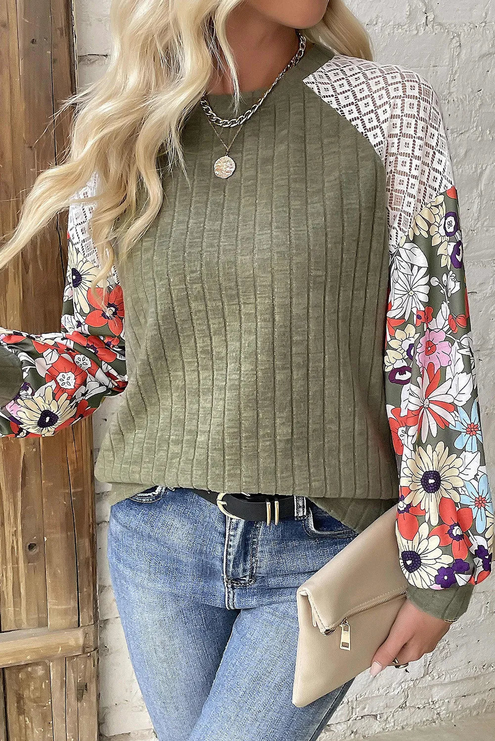 Women's Printed Long Sleeve Round Neck Top - Comfortable & Versatile Basic Blouse