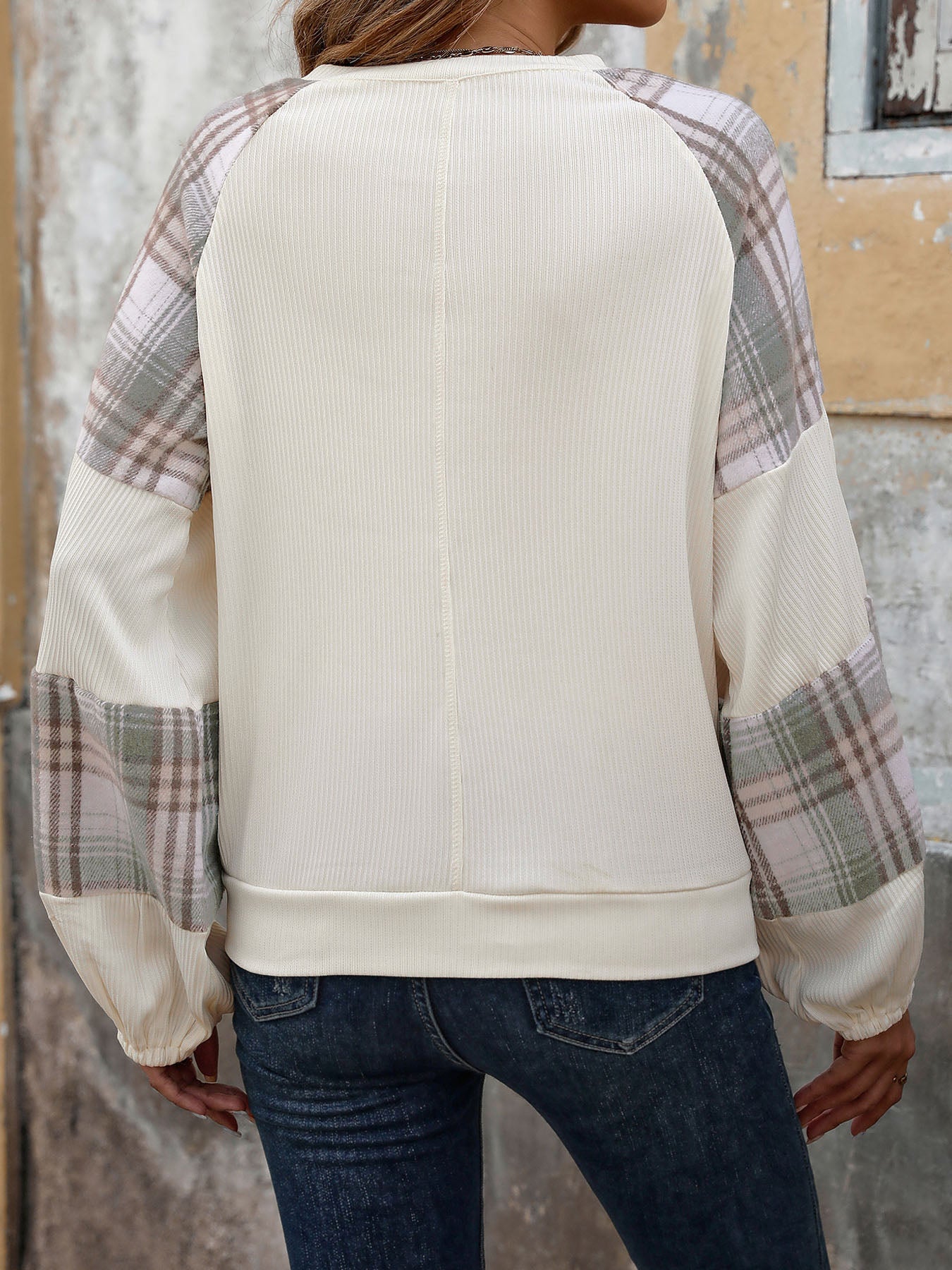 Women's Perfee Plaid Long Sleeve Round Neck Sweatshirt | Comfortable & Durable Everyday Wear