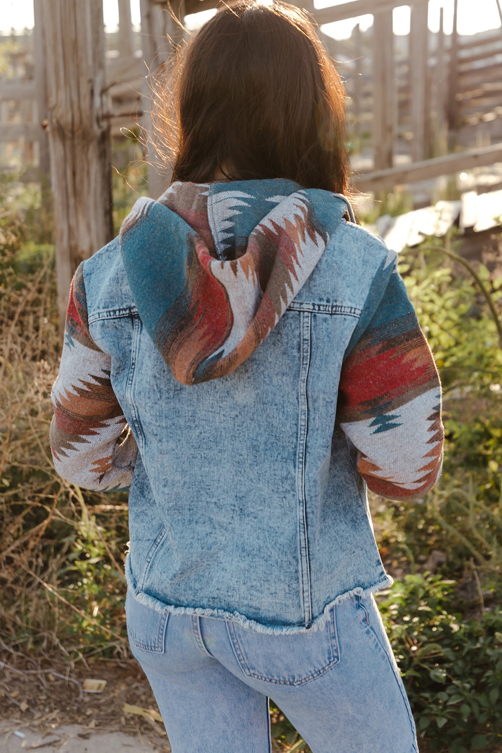 Women's Raw Hem Geometric Print Denim Jacket