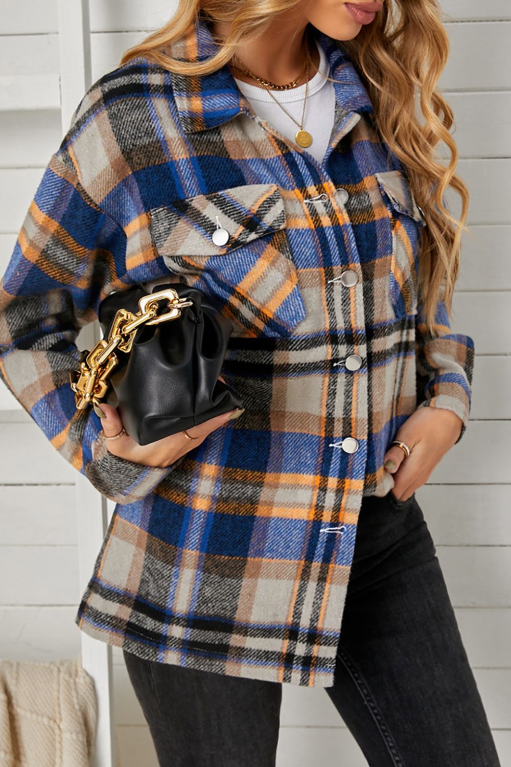 Women's Plaid Button Down Flannel Shacket with Pockets - Stylish Casual Chic Shirt Jacket