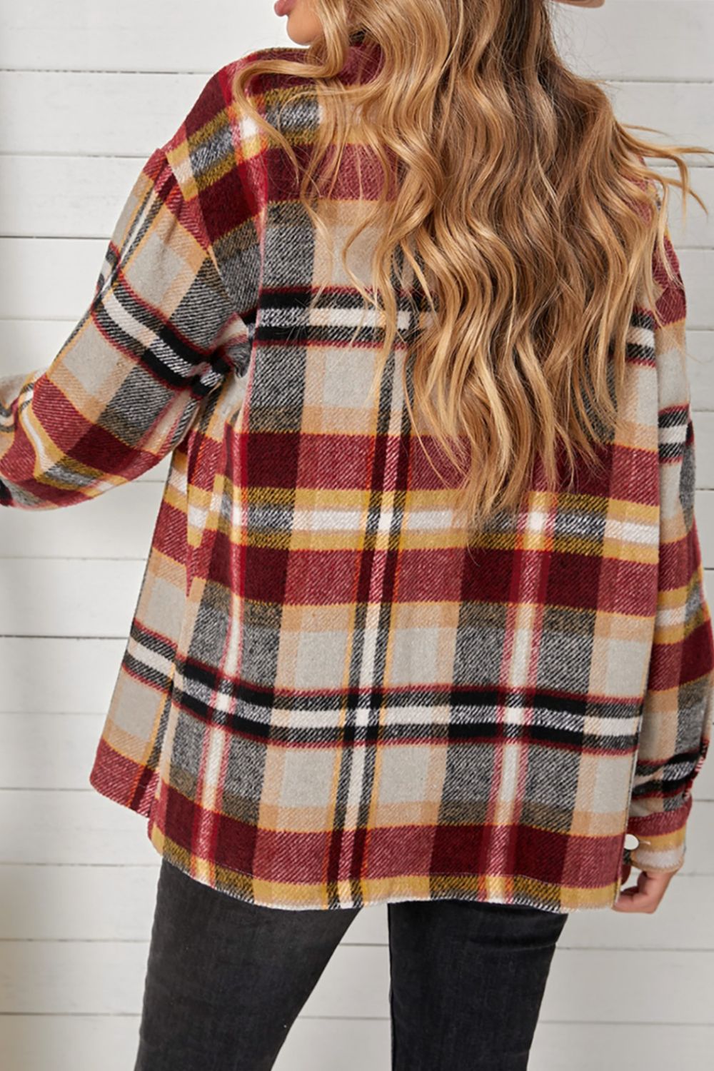 Women's Plaid Button Down Flannel Shacket with Pockets - Stylish Casual Chic Shirt Jacket