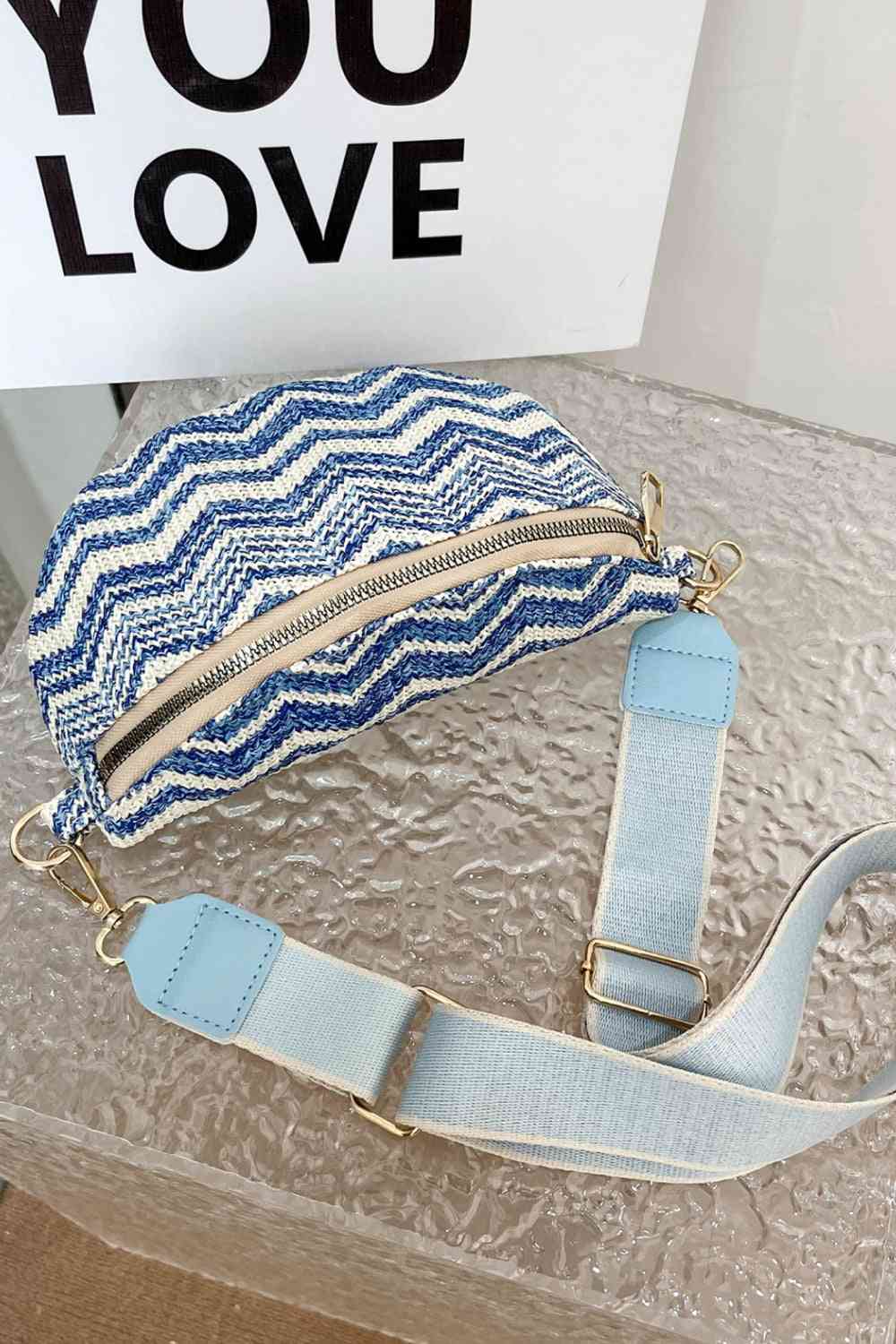 Stylish Chevron Straw Sling Bag