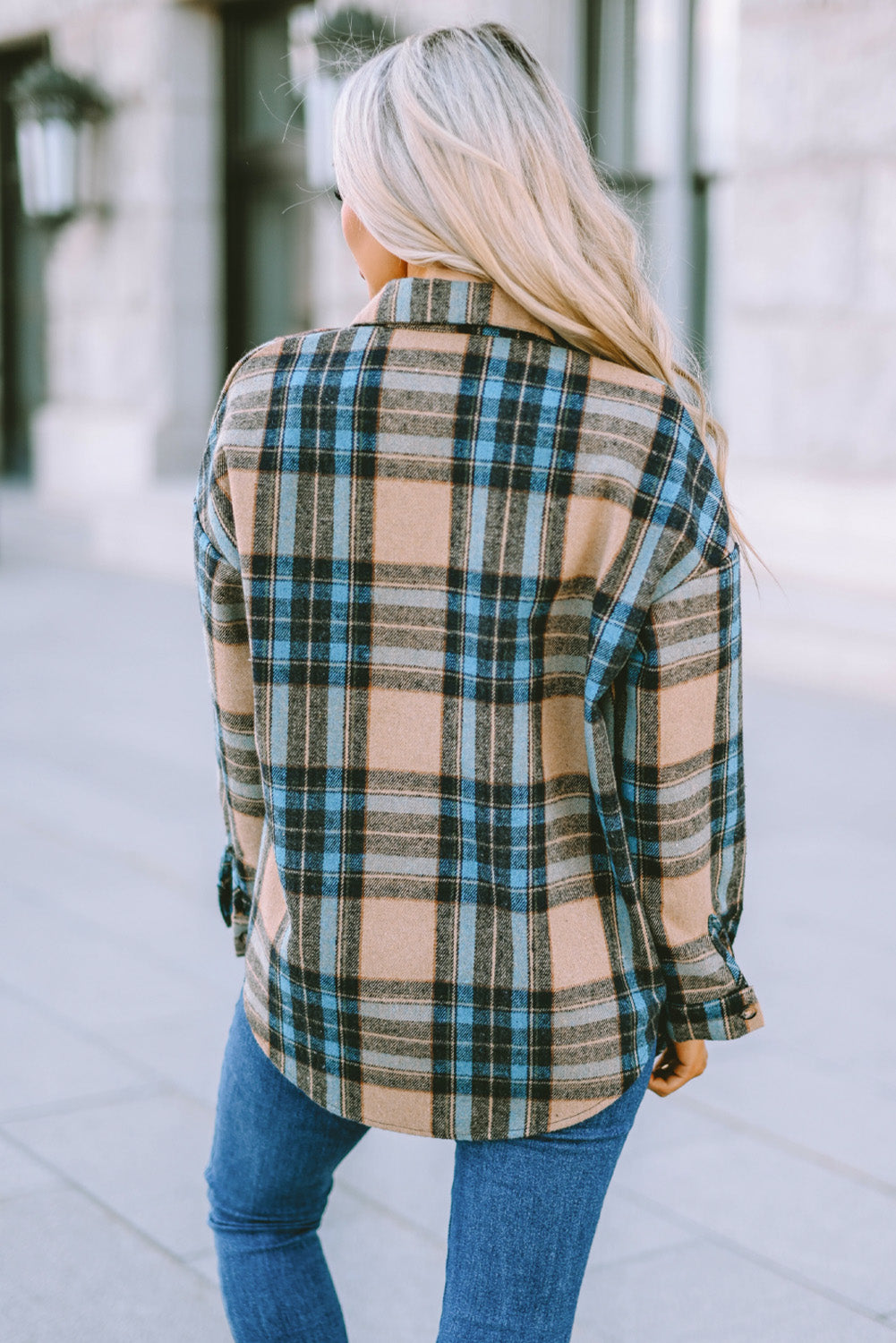 Women's Plaid Flannel Shacket Shirt Jacket with Curved Hem and Breast Pockets - Made of 100% Polyester