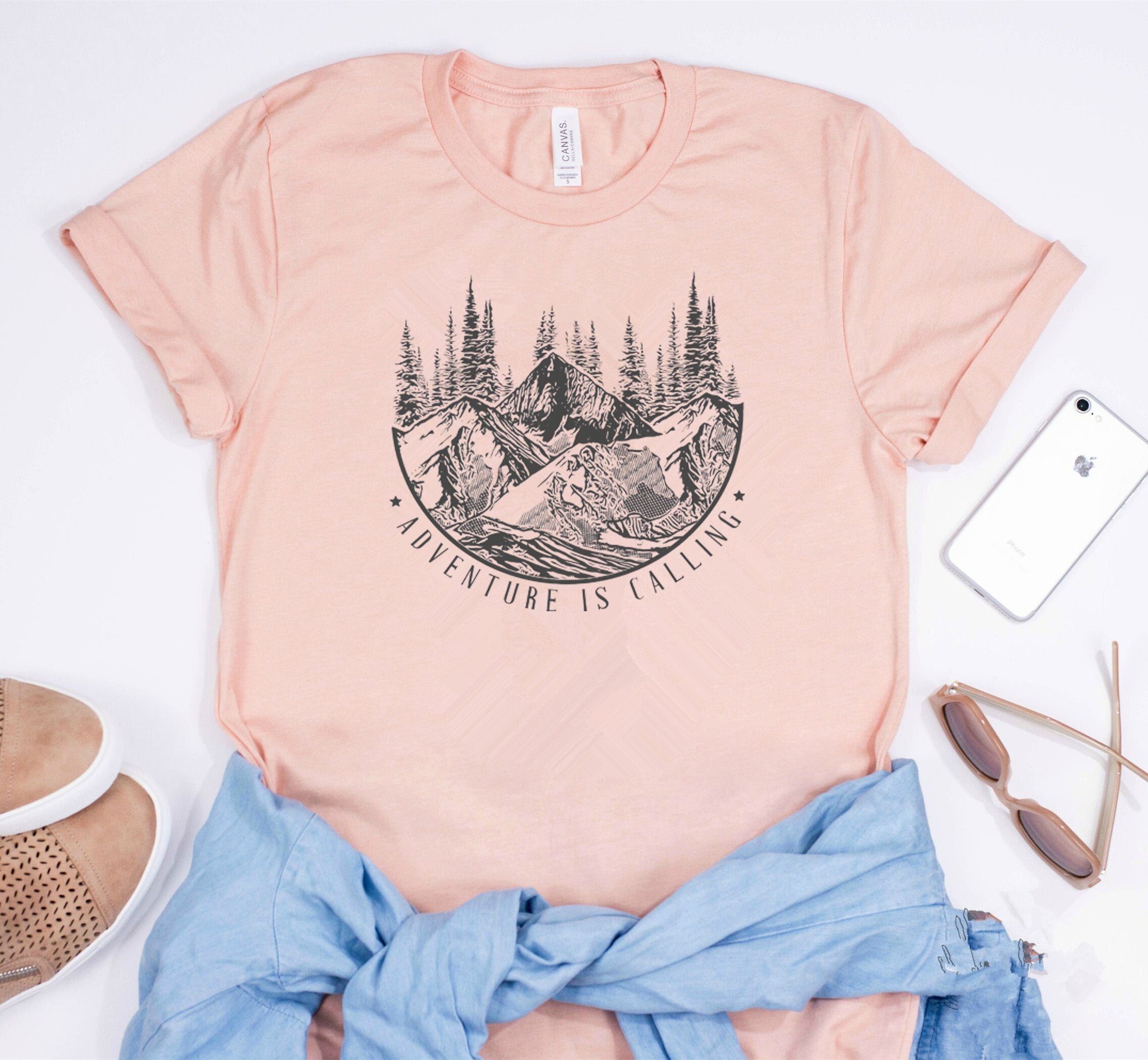 Women's Adventure Themed Mountain Graphic Print T-Shirt - Lightweight and Breathable Cotton