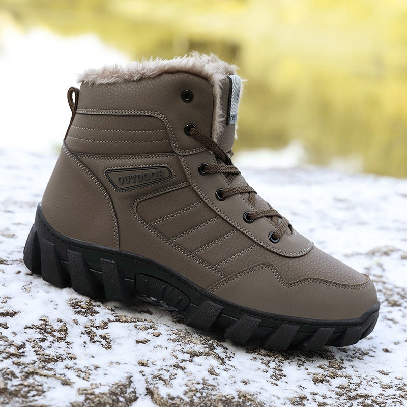 Women's Hiking Boots with Plush Fur Lining and Lace-Up Closure