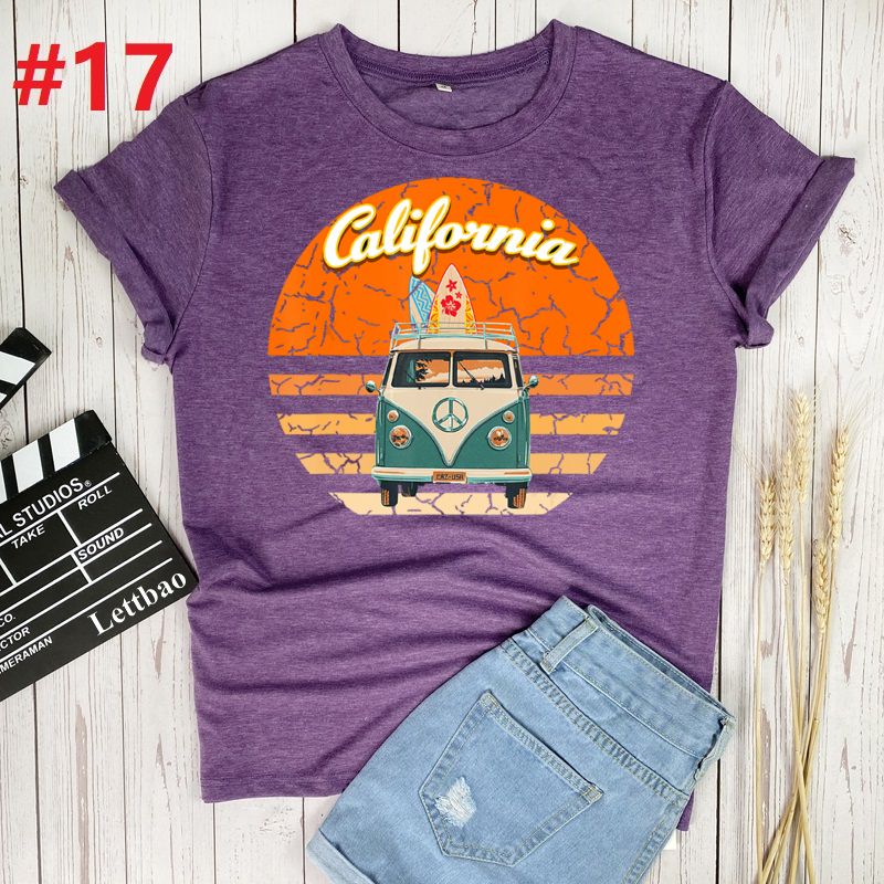 Women's Retro Hippie Graphic Print Short Sleeve T-Shirt in Multiple Colors