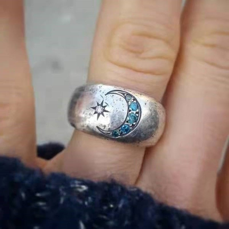 Vintage Sun Moon Ring with Blue Stone Inlay - Women's Zinc Alloy Statement Jewelry